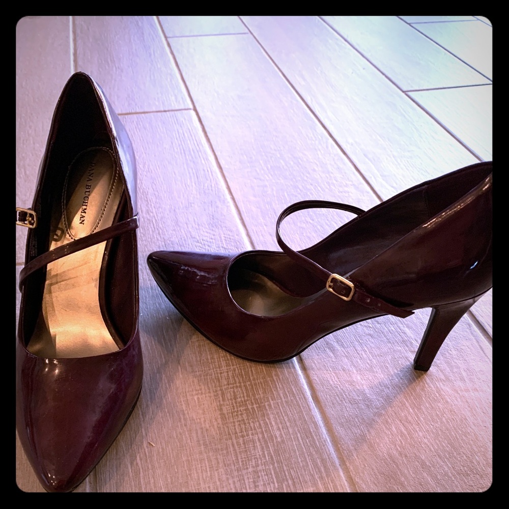 4” burgundy Mary Jane heels with rubber soles